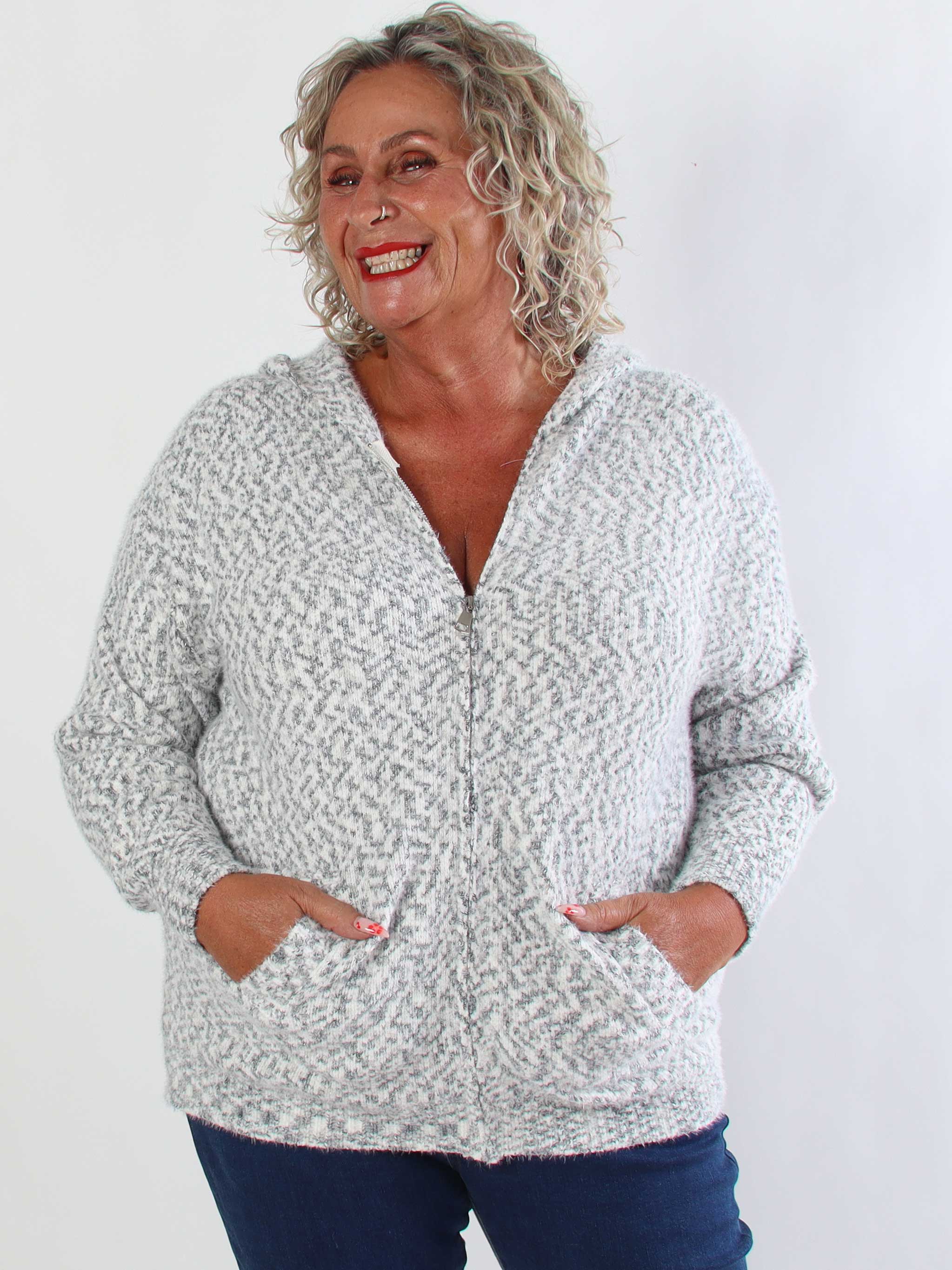 Maris - Blød plus size meleret striktrøje med hætte og praktisk lynlåslukning